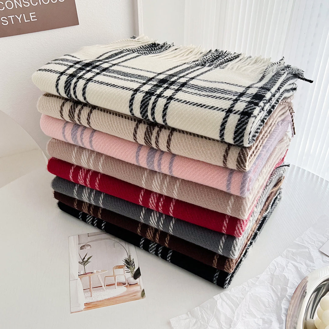 Écharpe châle chaude à franges et carreaux pour femme, idéale pour l'hiver. - image 3