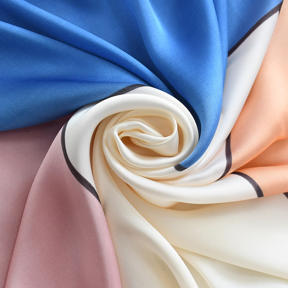 Écharpe carrée élégante en satin doux et coloré pour femme, idéale en toute saison - image 3