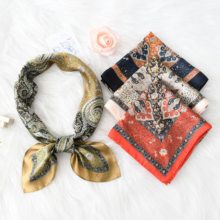 Écharpe carrée élégante en satin soyeux à motif cachemire vintage pour femme, idéale en toutes saisons - image 0