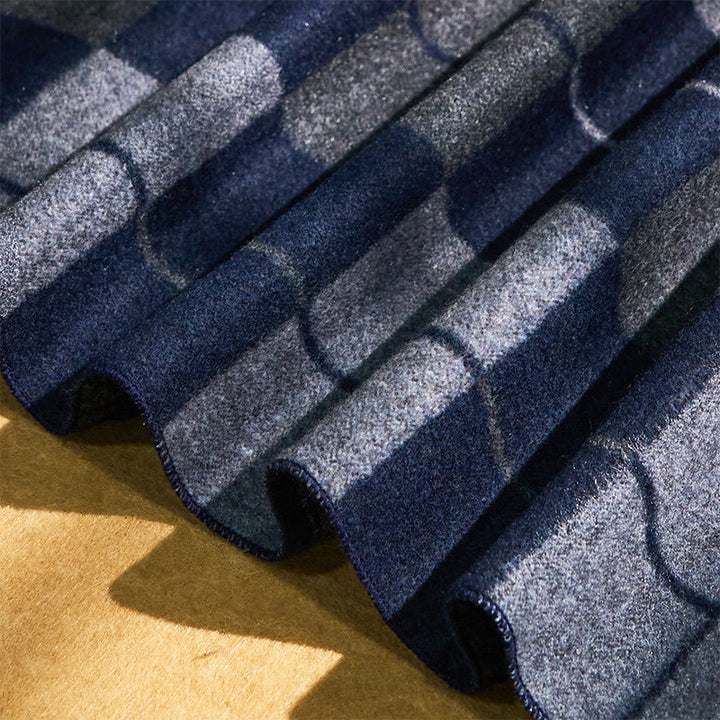 Écharpe chaude classique à carreaux pour homme avec pompons - image 5