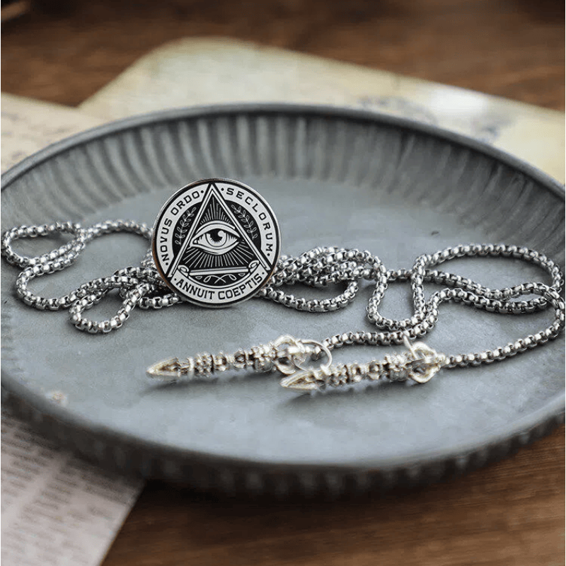 Cravate bolo vintage en métal avec inscription latine « Œil de la Providence » - image 1