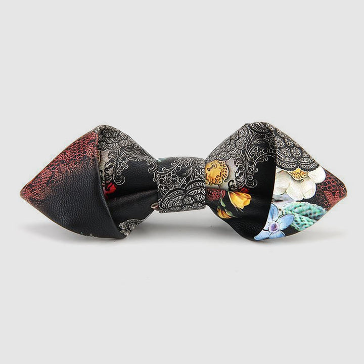 Nœud papillon pointu en cuir orné de motifs floraux et décoratifs - Style n° 1 - image 0