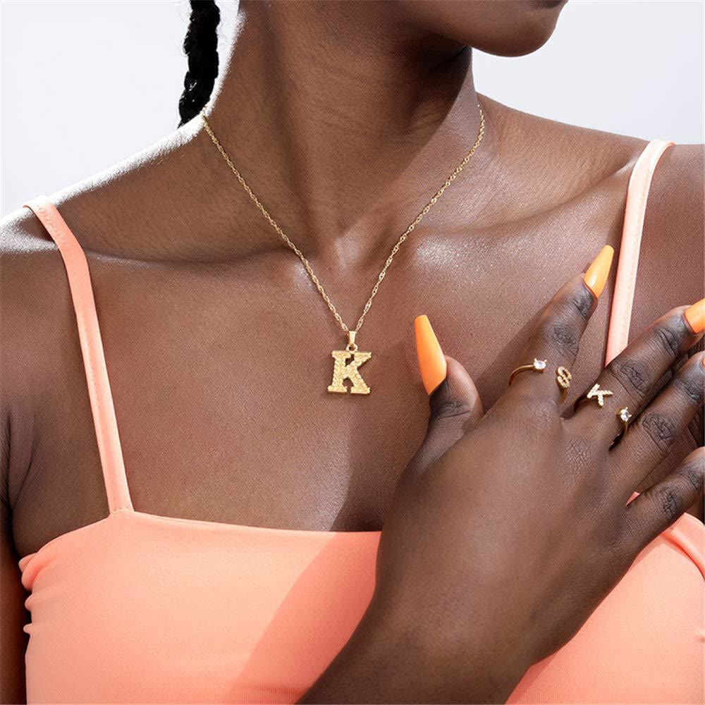 Collier pendentif lettre dorée simple et noble - image 1