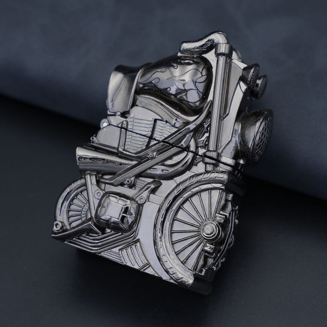 Briquet à pétrole en métal en forme de moto rétro créative - Noir - image 10