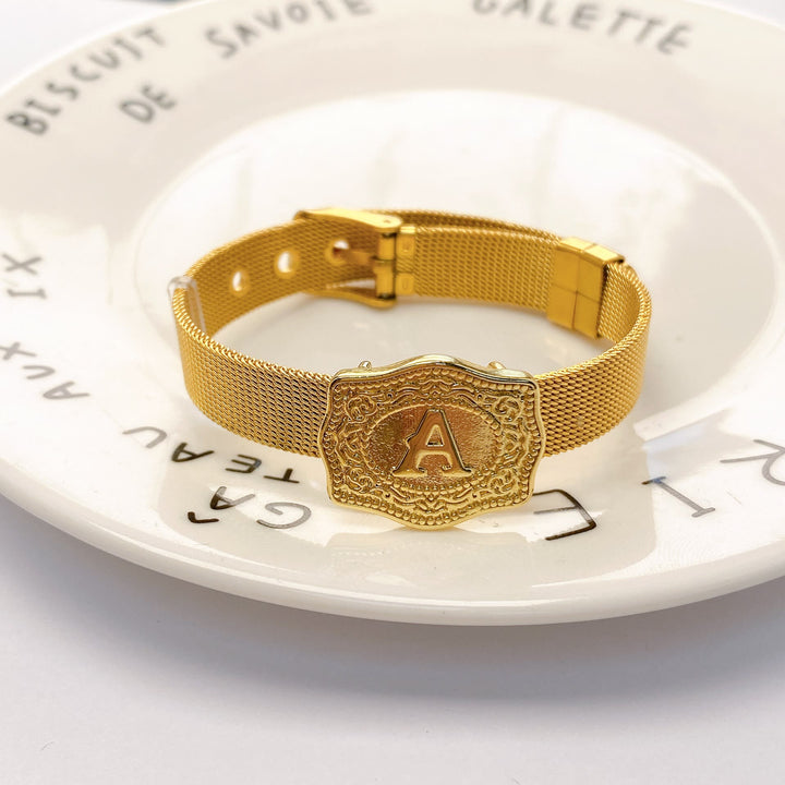 Bracelet glamour doré avec initiale gravée - A - image 0