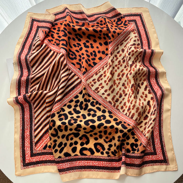 Foulard carré en soie à motifs variés rétro pour femme - image 3