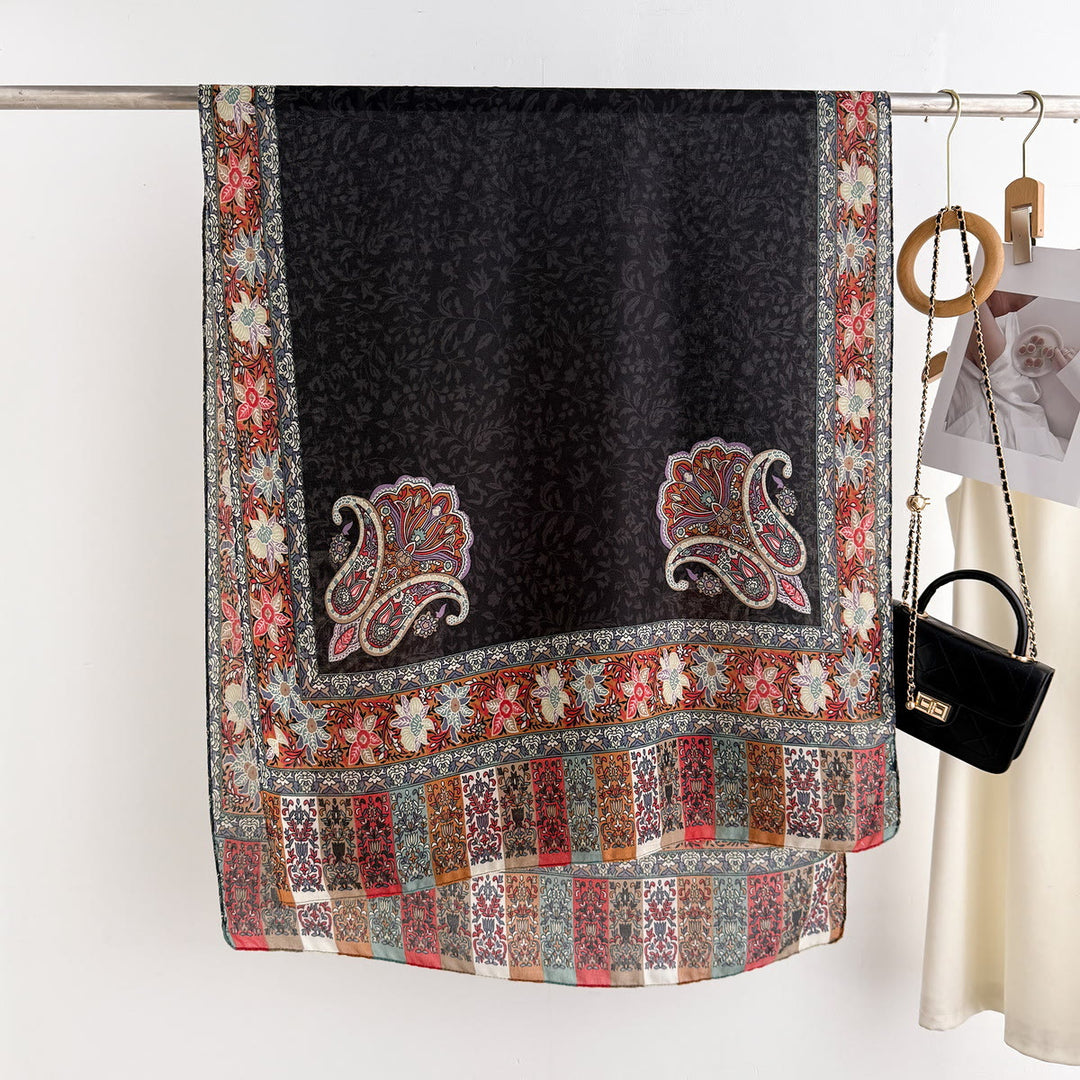 Écharpe légère et fluide à motifs rétro pour femme - image 3