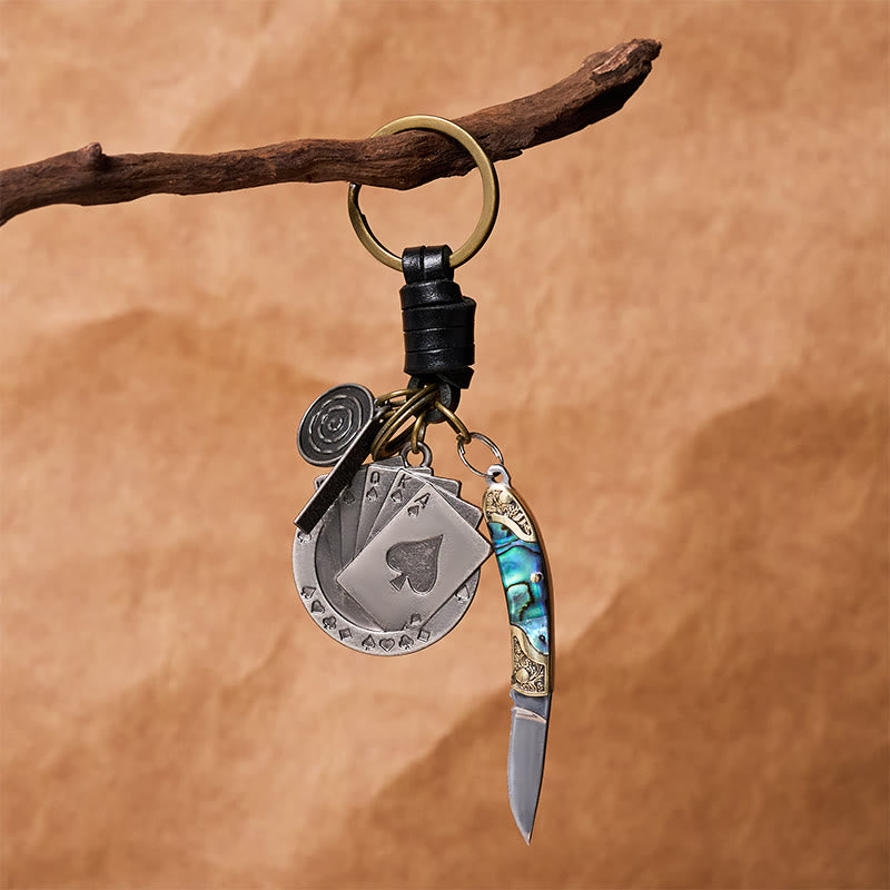 Pendentif poker rétro avec porte-clés couteau pliant à texture coquillage - image 3