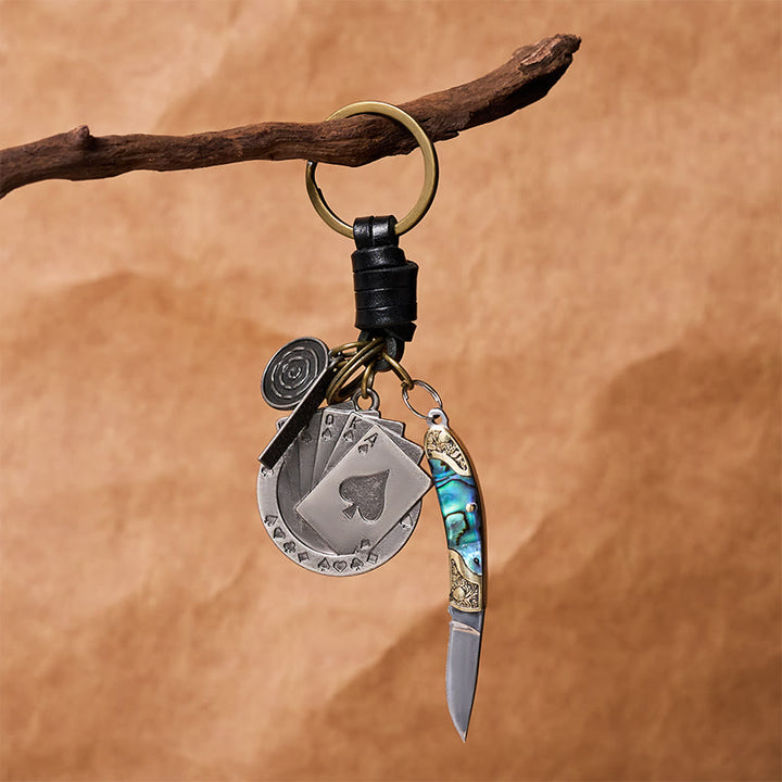 Pendentif poker rétro avec porte-clés couteau pliant à texture coquillage - image 3