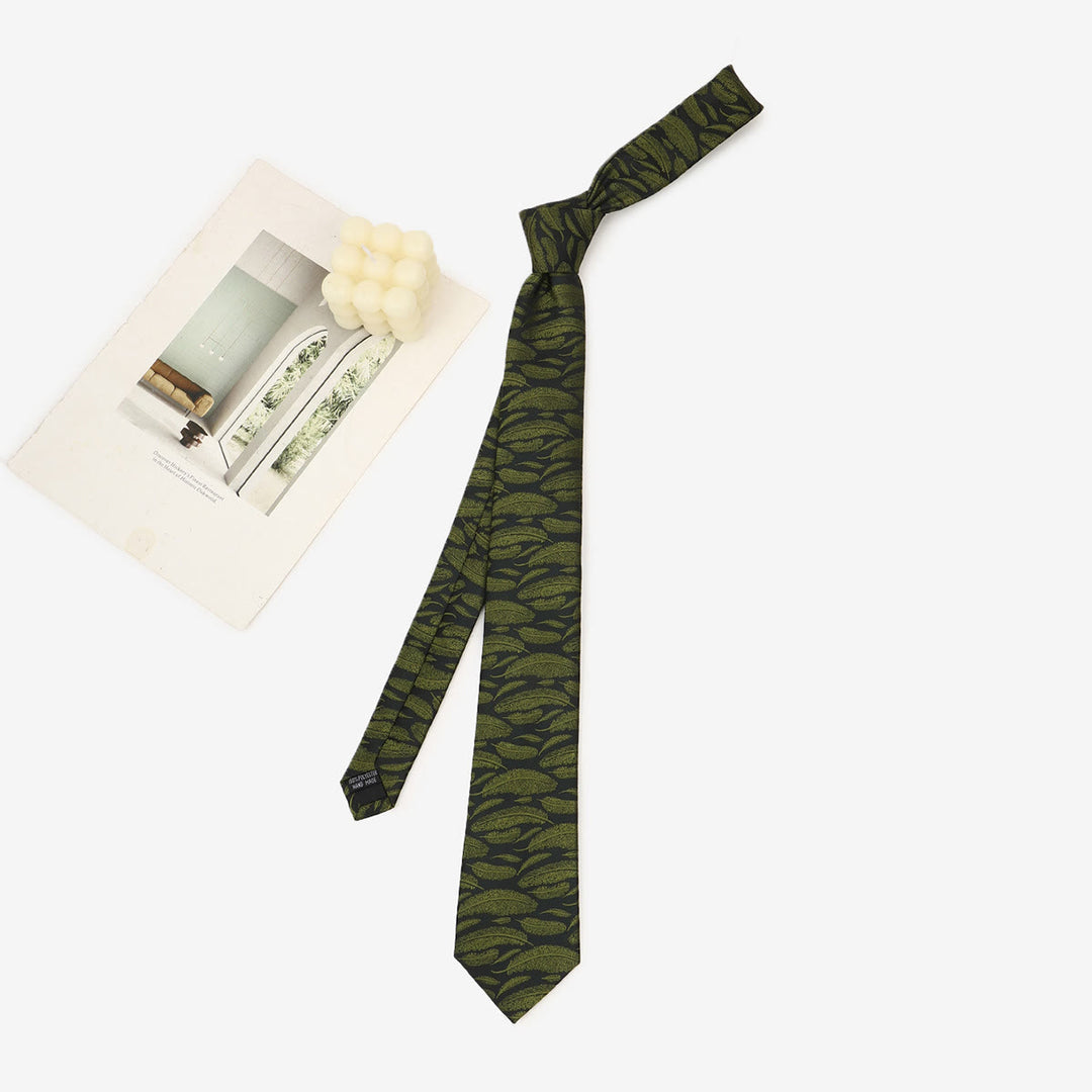Cravate pour homme vert foncé à motif fantaisiste, nouée à la main - image 4