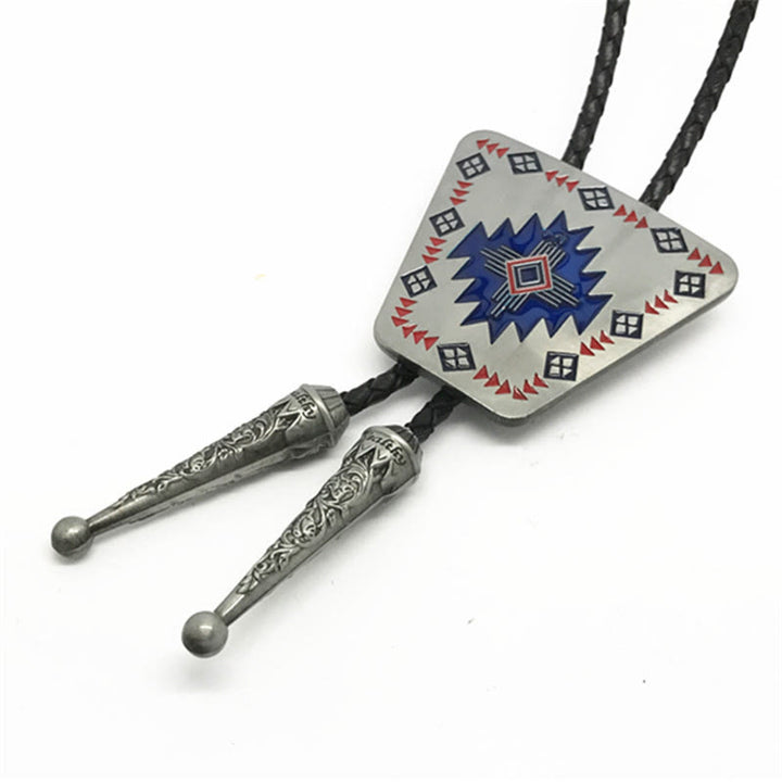 Cravate bolo à motif géométrique du sud-ouest et cadre métallique triangulaire - Argent - image 0