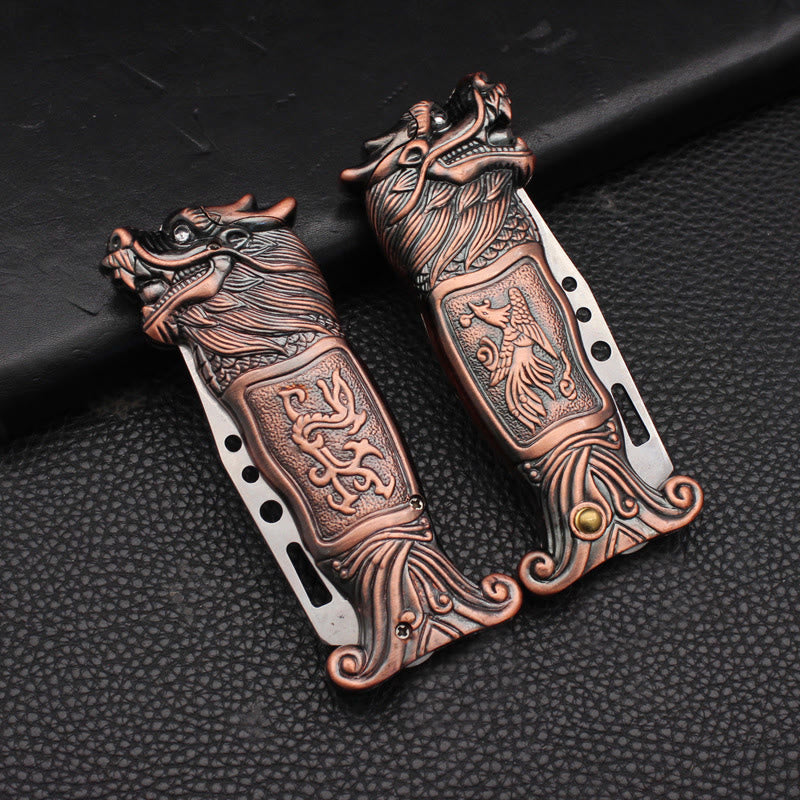 Briquet à butane coupe-vent avec motif tête de dragon antique en relief - image 3