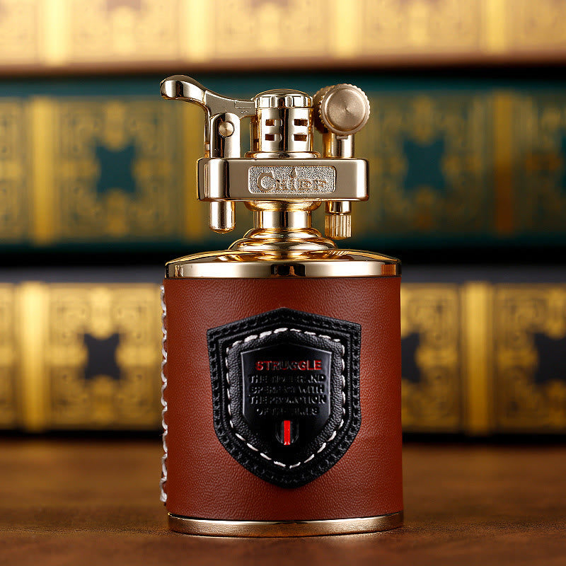 Briquet à pétrole vintage en forme de boîte de conserve, gainé de cuir - Doré - image 6