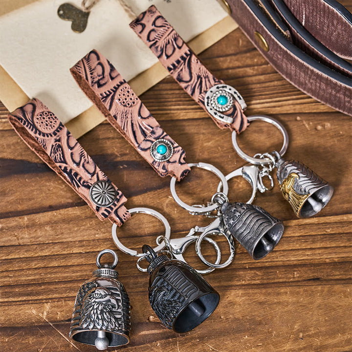 Porte-clés vintage en cuir gaufré avec clochette d'aigle de moto - image 0