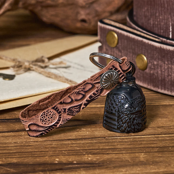 Porte-clés vintage en cuir gaufré avec clochette d'aigle de moto - Style n° 2 - image 3