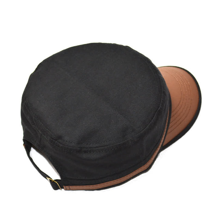 Chapeau plat à calotte orné de détails en cuir de style militaire et d'une broderie d'étoile - image 5