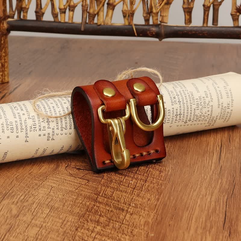 Porte-clés en cuir robuste avec anneau en D et passant de ceinture. - image 10
