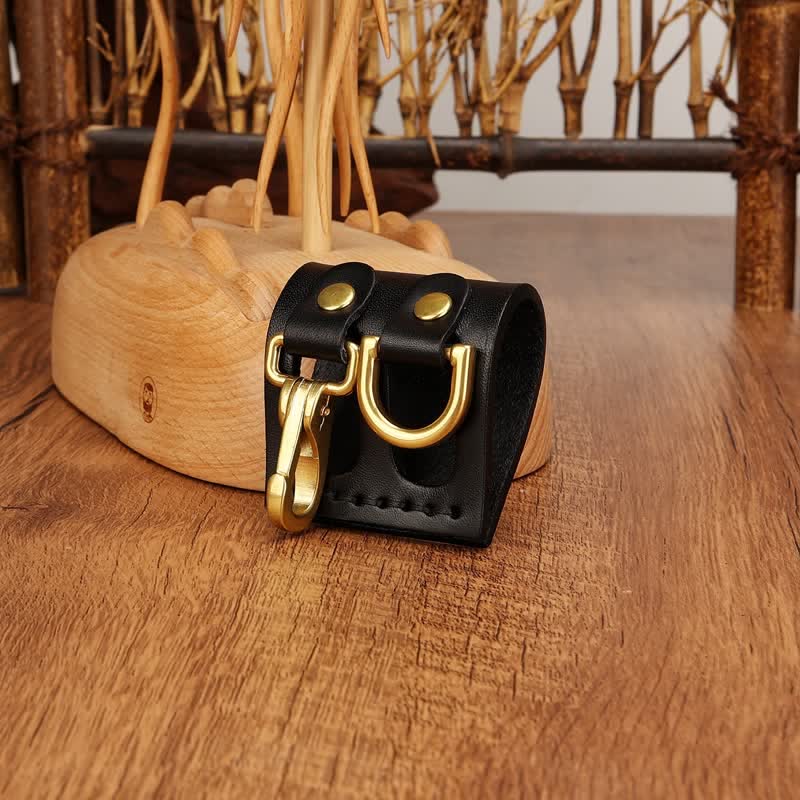 Porte-clés en cuir robuste avec anneau en D et passant de ceinture. - image 4