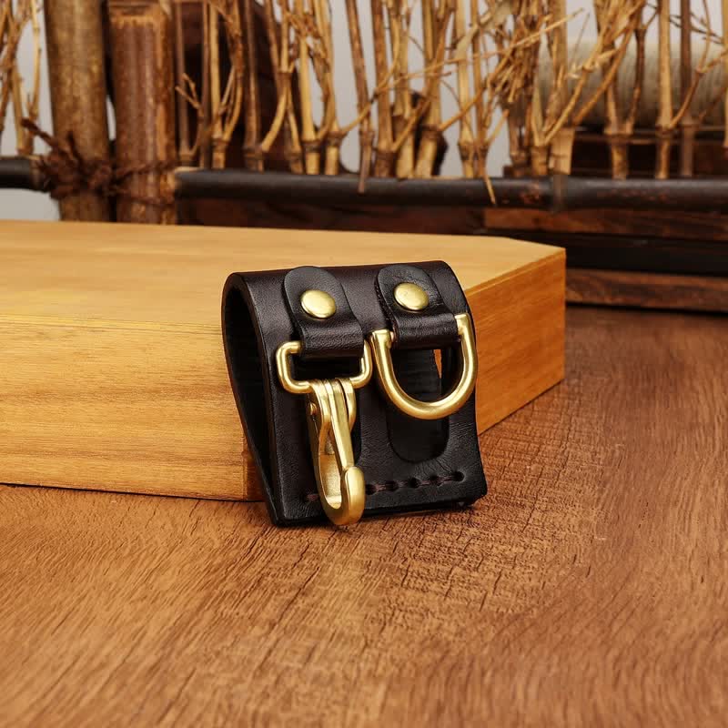 Porte-clés en cuir robuste avec anneau en D et passant de ceinture. - image 6