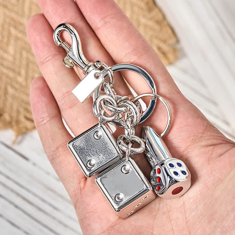 Briquet porte-clés de poche rechargeable en forme de mini-dés ludiques - image 1