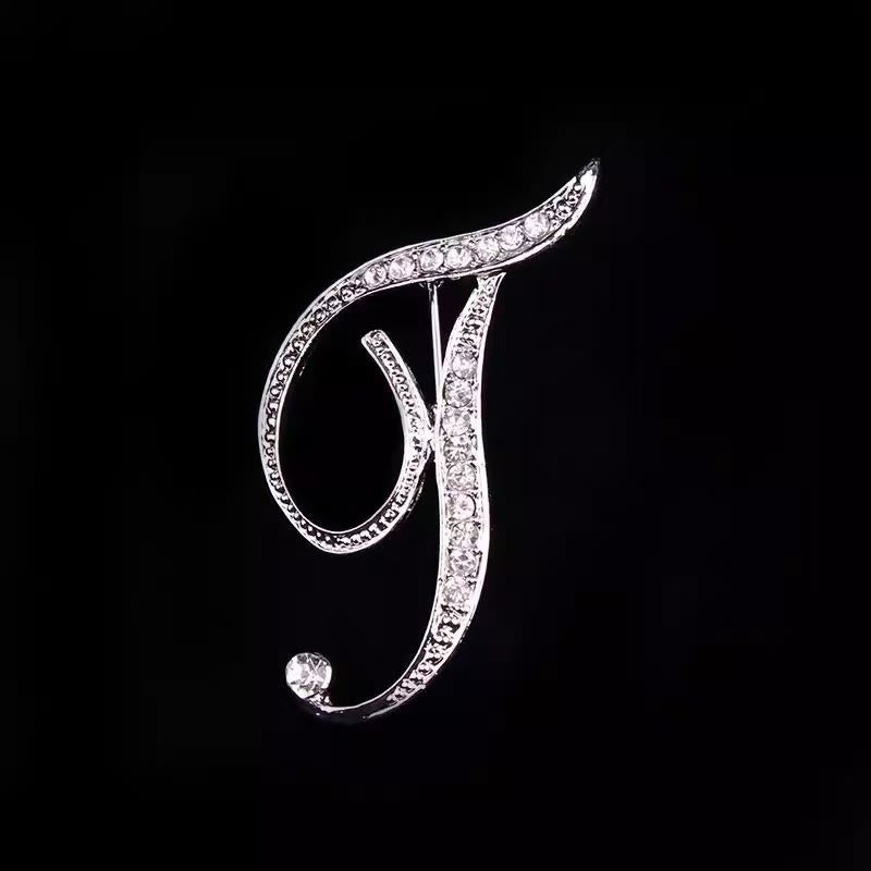 Broche initiale en or et argent incrustée de diamants - Argent - T - image 41