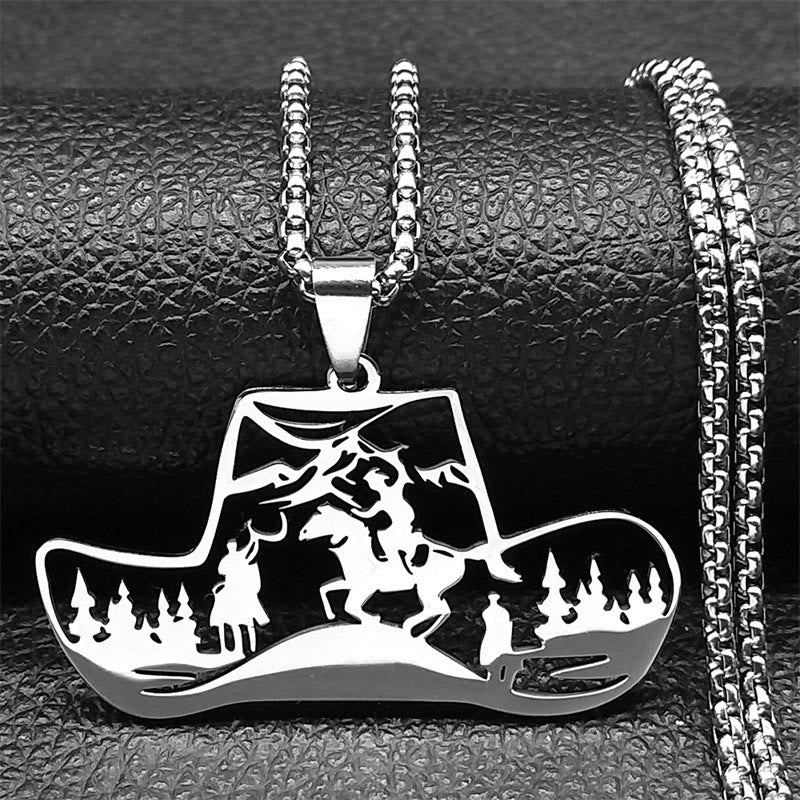 Collier pendentif en métal représentant un chapeau de cowboy western, avec chaîne et pendentif. - Argent - image 1