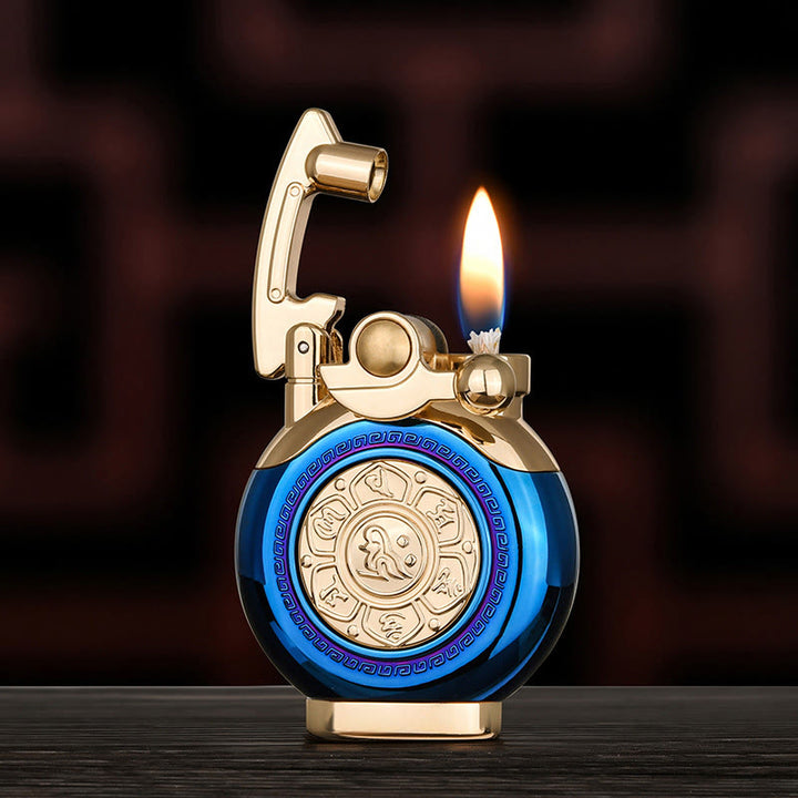 Briquet à pétrole à allumage par bascule à six caractères Mantra - Bleu - image 4