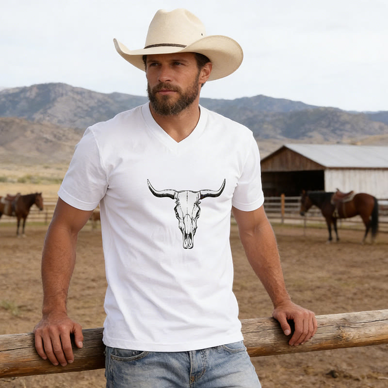 T-shirt à col en V pour homme, style western, imprimé tête de taureau - Blanc - 3XL - image 0