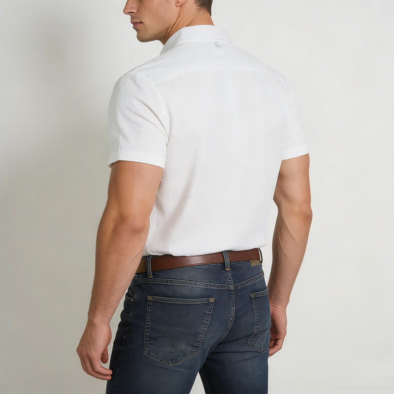 Chemise d'été pour homme, couleur unie, à revers et poche. - image 3