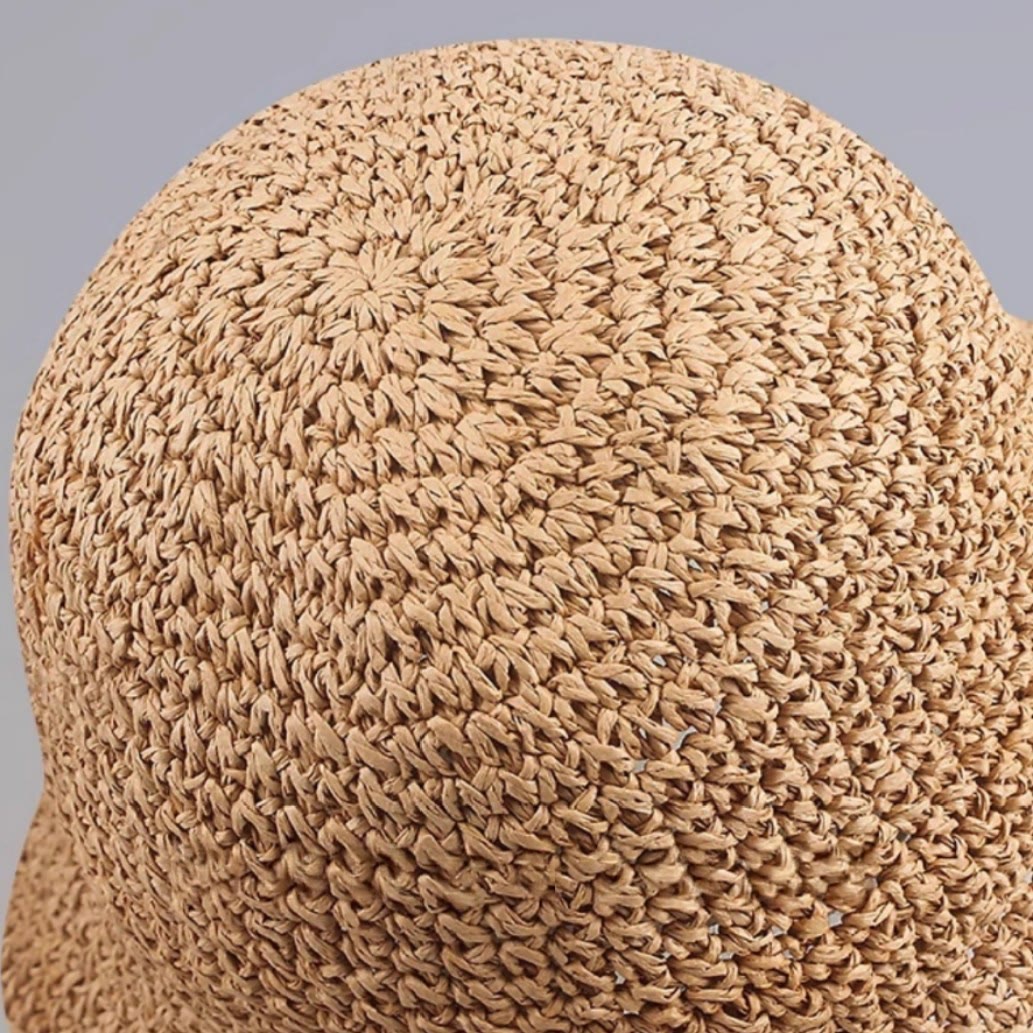 Chapeau de paille respirant en maille crochet pour femme, idéal pour l'été au quotidien. - image 3