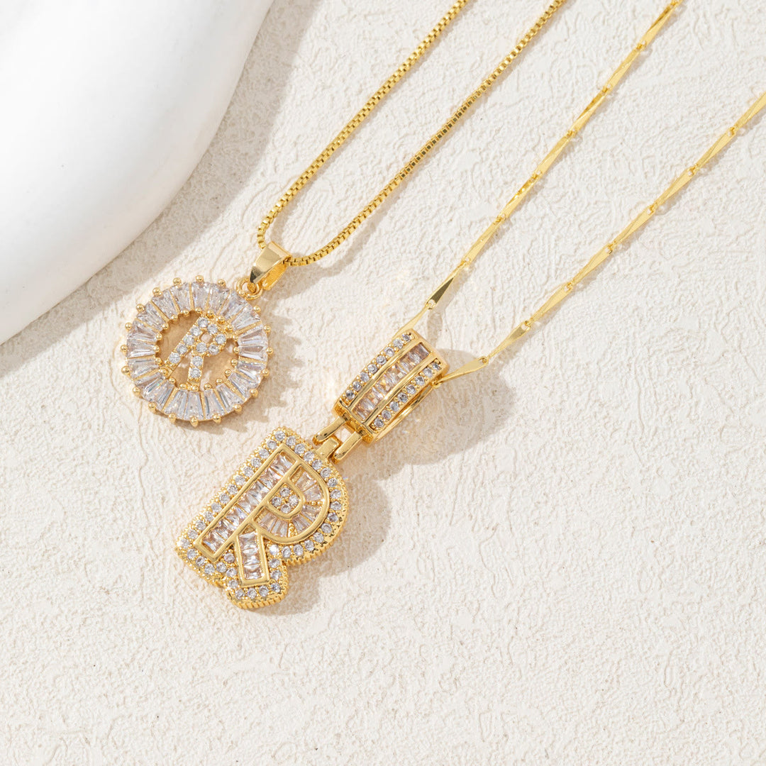 Collier pendentif lettre entièrement serti de diamants et plaqué or - Doré - R - image 20