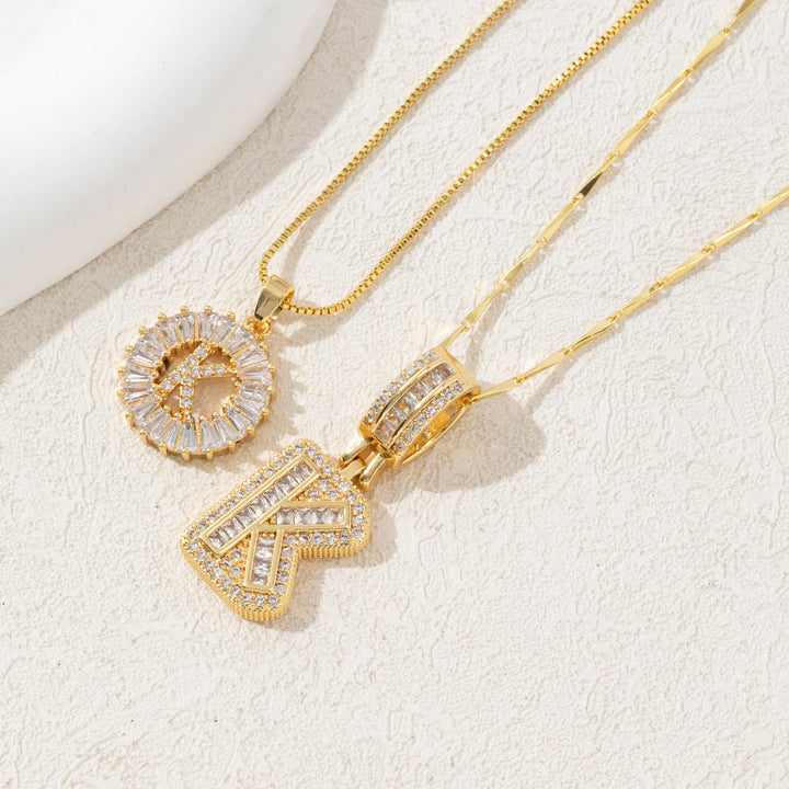 Collier pendentif lettre entièrement serti de diamants et plaqué or - Doré - K - image 14