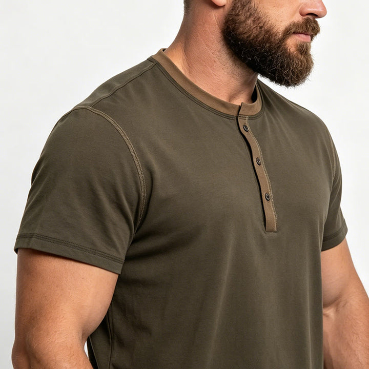 Polo homme à col rond et manches courtes avec surpiqûres contrastées - image 3
