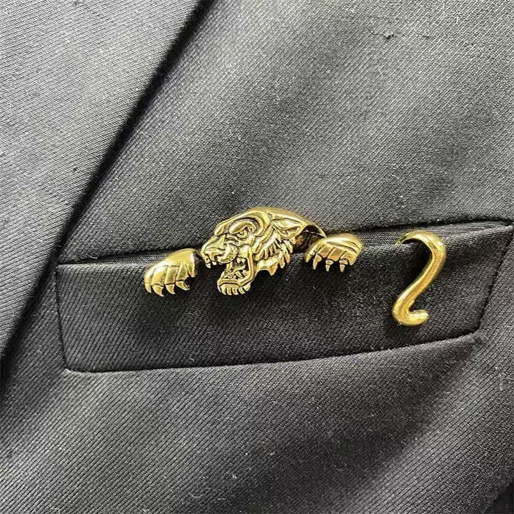 Porte-pochette de costume tigre féroce - image 8