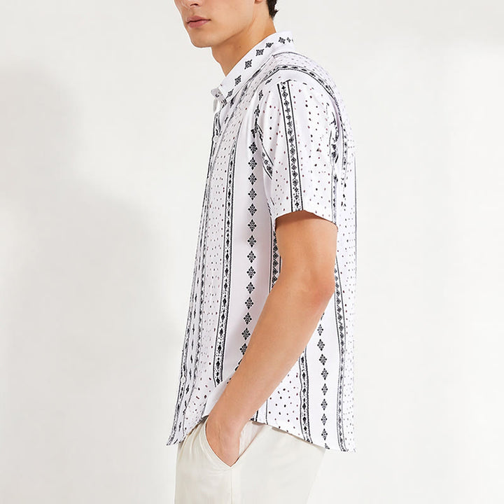 Chemise blanche à manches courtes à motif ethnique d'inspiration bohème - image 3
