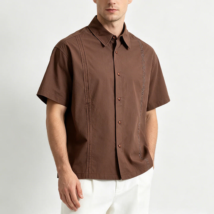Chemise oversize marron foncé à manches courtes et broderie latérale - image 2
