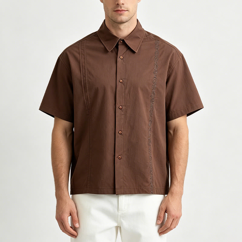 Chemise oversize marron foncé à manches courtes et broderie latérale - image 1