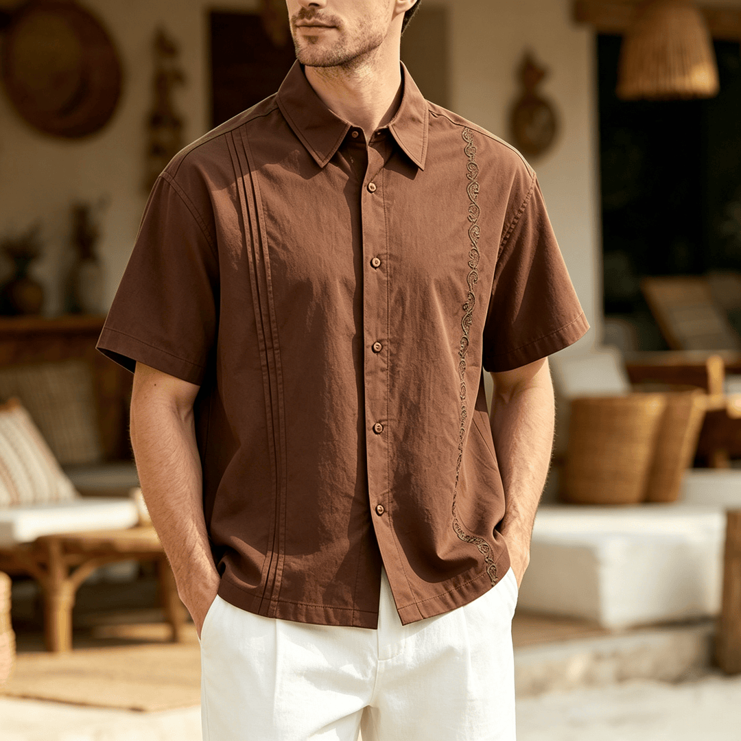 Chemise oversize marron foncé à manches courtes et broderie latérale - Brun foncé - 3XL - image 0