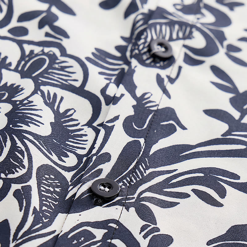 Chemise d'été minimaliste bleu marine à fleurs boutonnée - image 5