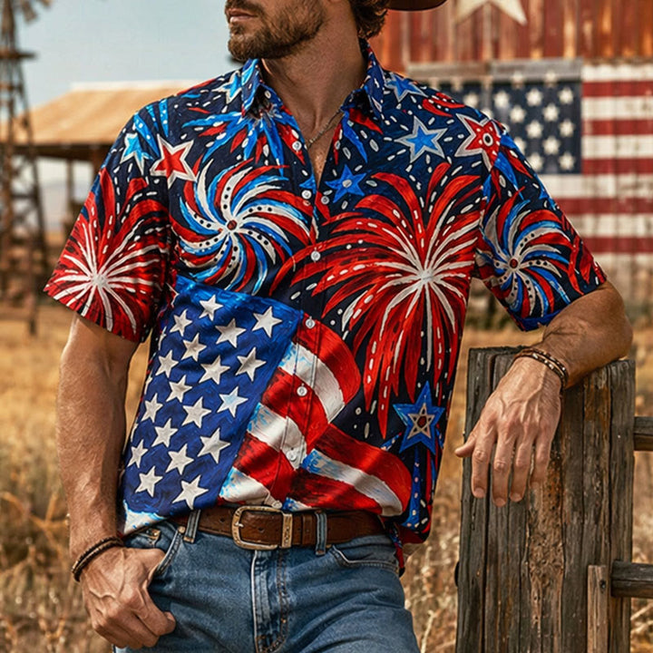 Chemise d'été patriotique imprimée drapeau américain et feux d'artifice - Rouge et bleu - 4XL - image 0