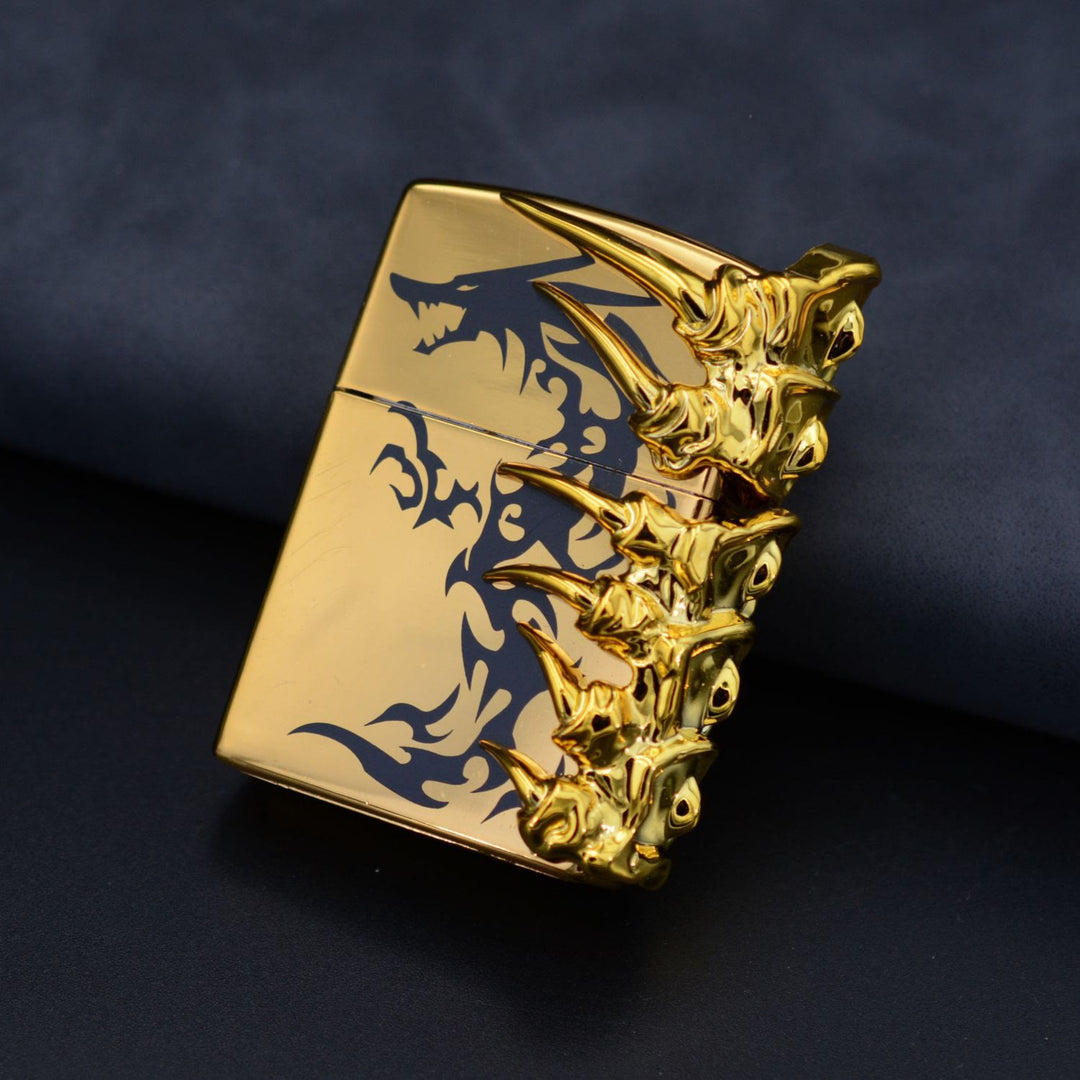 Briquet à butane rechargeable avec relief stéréoscopique de la colonne vertébrale d'un dragon - Or - image 6