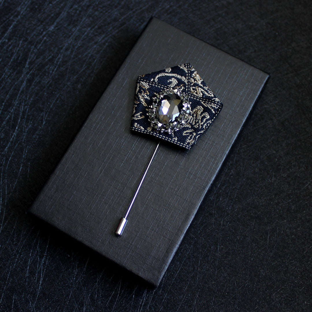 Broche à revers pour homme en tissu géométrique à cristaux fumés - Orchidée - image 7