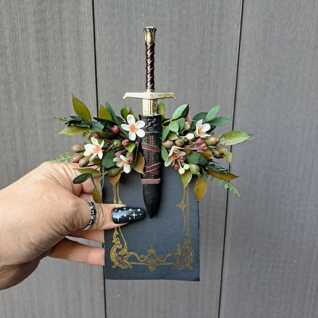 Boutonnière d'épée médiévale fantastique, broche de poche - image 1