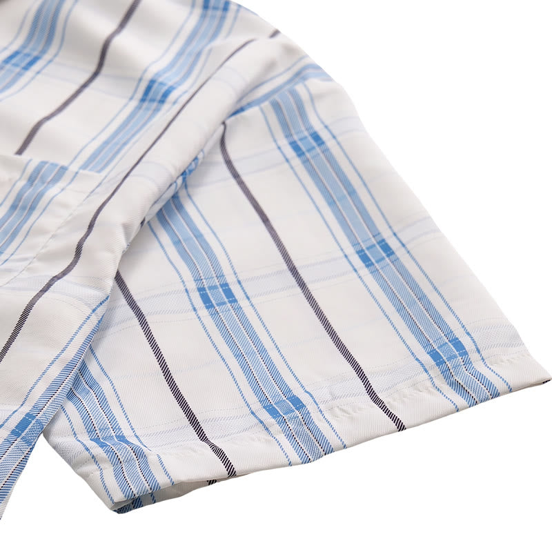 Chemise à carreaux rayée classique sur fond crème, idéale pour le bureau au quotidien. - image 10