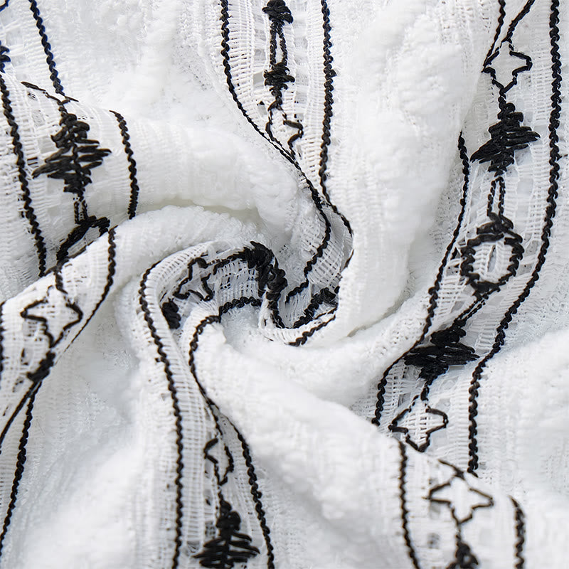 Chemise en coton à col cubain et motif géométrique à rayures verticales - image 5