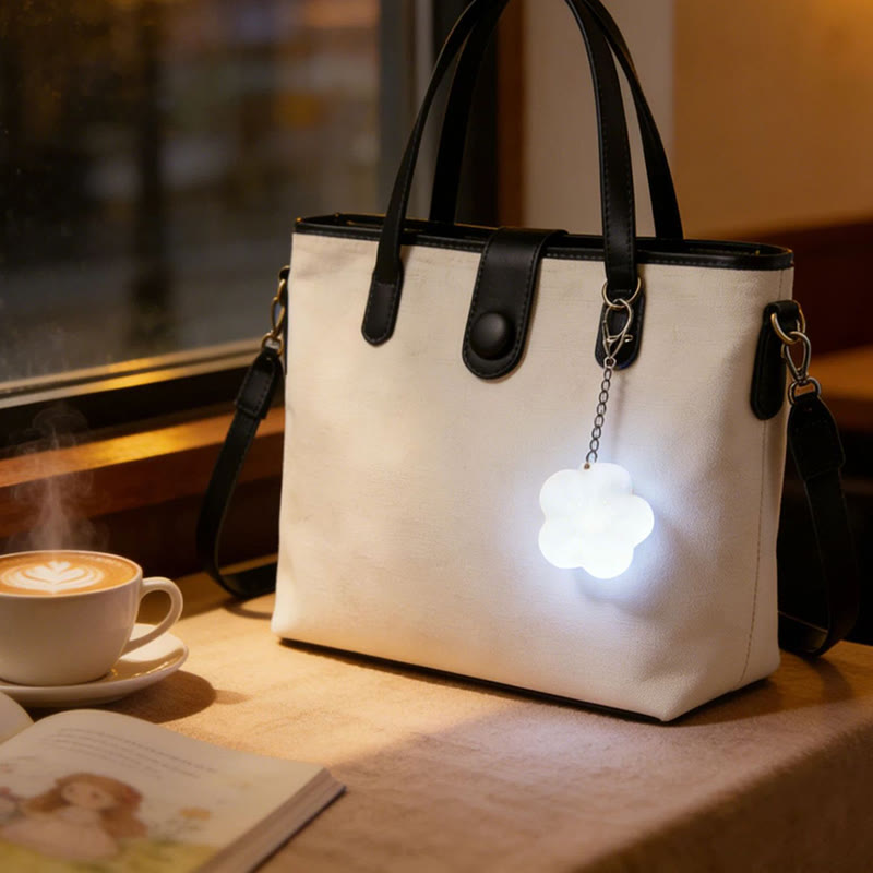 Lampe de sac LED portable rechargeable avec porte-clés - image 6