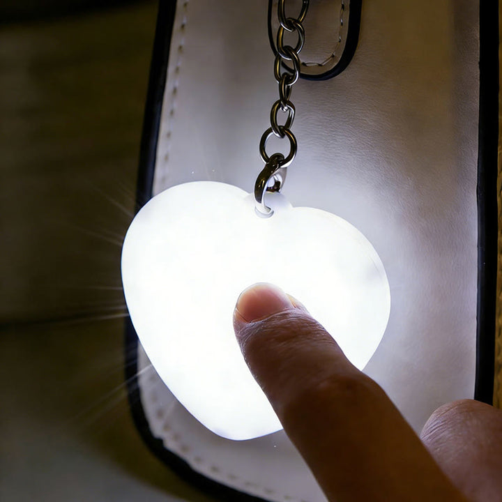 Lampe de sac LED portable rechargeable avec porte-clés - image 2