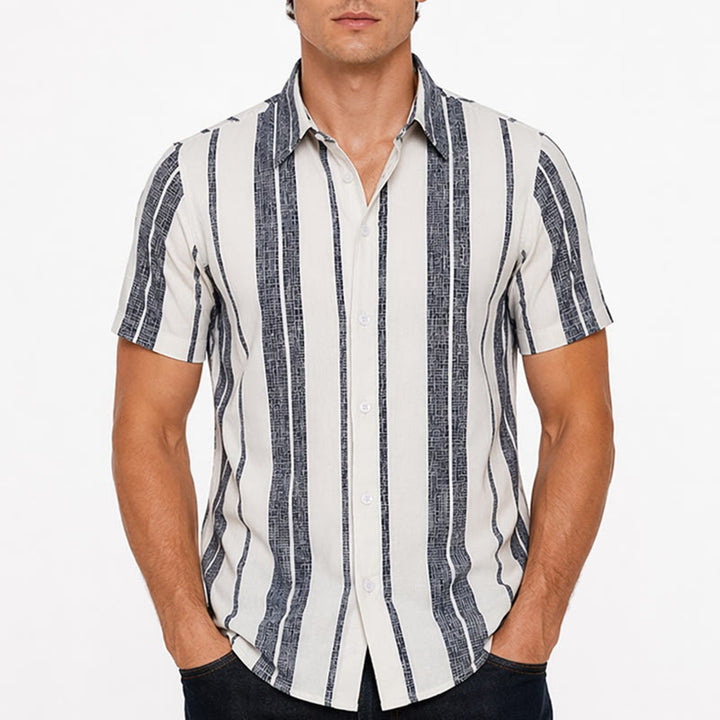 Chemise en lin rayée décontractée d'été pour la plage et les vacances tropicales - image 1