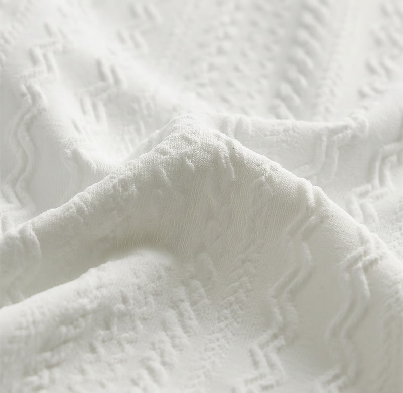 Chemise blanche texturée en jacquard tissé, idéale pour les vacances - image 7