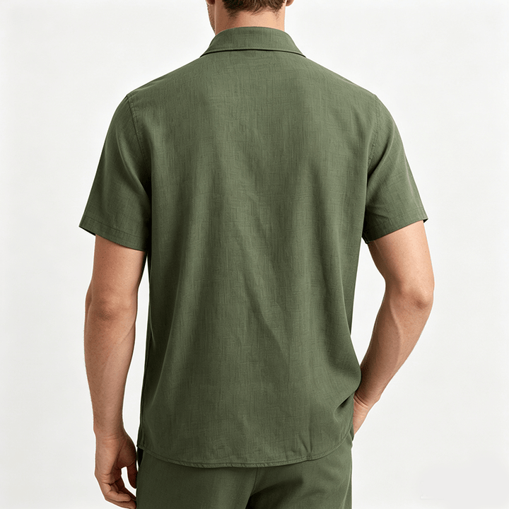 Chemise à manches courtes boutonnée en lin uni pour homme - image 3